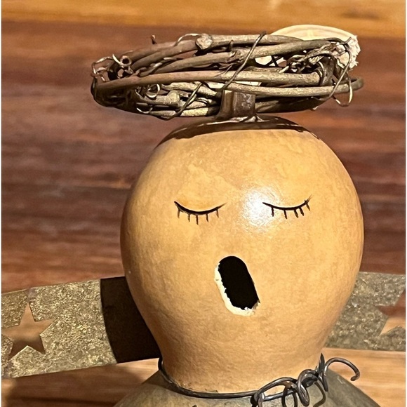 Rustic Adorable Dried Gourd Singing Angel Figurine Christmas Folk Art 7.5" Tall - Picture 5 of 9